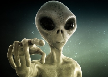 Pesquisador afirma que ‘civilizações alienígenas’ poderão atacar a Terra e preocupa pessoas do mundo todo 3